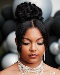 Some sneak peeks for Cassidy's matric dance earlier this week 🤍🖤🤍 A  setup in the gardens of Masingita was followed by a shoot in the penthouse  🤩 #matricdance #md2023 #matricdance2023 #johannesburgphotographer  #familyphptographer #familyphotography