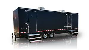 For over 30 years, we have provided temporary kitchen units and food service complexes to private, public, and government agencies for a wide variety of commercial and emergency uses. Mobile Kitchens Event Support