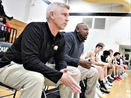 Croatan boys survive late rally in beating Blue Devils 59-56; four Cougars  reach double digits in scoring