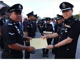 Pelaksanaan pertukaran jawatan pegawai kanan polis yang telah ditangguhkan menteri dalam negeri itu. Portal Rasmi Pdt Hulu Selangor Kes Curi Motosikal Penyumbang Tertinggi Indeks Jenayah
