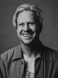 Presenting: everyone's favorite birthday boy, the thrilla from Manila, the  one and only Jerome Fontamillas (circa beautiful letdown era). Yes, we all  do indeed wish we were a Fontamillas. Love ya Rome-star