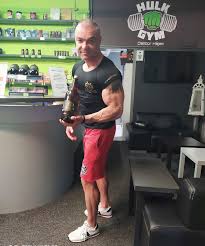 Filip kostić, srpski fudbalski reprezentativac, ni kriv ni dužan, našao se u središtu skandala koji potresa holandiju. Hulk Gym Beitrage Facebook