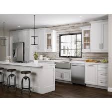 See how we transformed this shadowy kitchen into a well lit space in only 30 before you start: Home Decorators Collection Pacific White Assembled 96x1x2 In Beaded Light Rail Molding Blr8 Pw The Home Depot