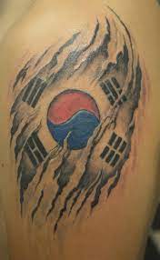 On saturday, the filipino influencer posted a tiktok video apologizing for her tattoo, which incorporates japan's rising sun flag. 189 Amazing Korean Tattoo Design With Meaning Body Art Guru