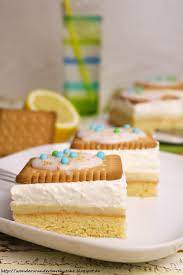 Mehl mit backpulver mischen und mit dem zitronensaft von 1 1/2 zitronen auf mittlerer stufe unterrühren. Zitronen Butterkeks Kuchen Vom Blech Schnitten Mit Vanillepudding Sahne Und Einem Zitronenguss Ein Leck Butterkekse Kuchen Und Torten Kuchen Mit Butterkeks