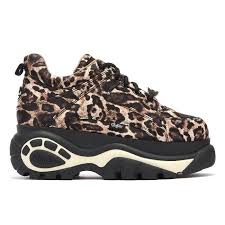 Basket à scratch femme en cuir daim noir et léopard. Basket Femme Leopard Cdiscount