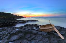 Dù không thơ mộng như trên màn. Du Lich Nha Trang Phu Yen Da Lat Tour Phu Yen Da Lat