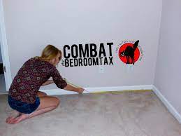 In bulletin 232, we examined the rules restricting the housing benefit (hb) entitlement of social sector tenants who are deemed to have excess bedrooms. How To Combat The Bedroom Tax With A Tape Measure