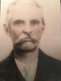 Sarah Nesmith's Instagram, Twitter & Facebook