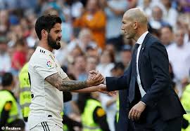 Find real madrid fixtures, results, top scorers, transfer rumours and player profiles, with exclusive photos and video highlights. Real Madrid Vs Celta Vigo La Liga Live Zidane S First Game Since Return Daily Mail Online