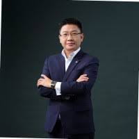 Trong đoạn livestream, duy nguyễn không chỉ nhắc đến vợ chồng nghệ sĩ chí tài mà còn nhắc cả đến nghệ sĩ hoài linh. 9 Nguyen Duy Linh Profiles Linkedin