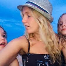 Elinor David (@BrightonEL)