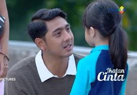The story of ellie farhana was a writer who lost his father's home when the house was auctioned and bought by famous actor faliq assad. Sinopsis Ikatan Cinta Rabu 14 April 2021 Intifilm Com