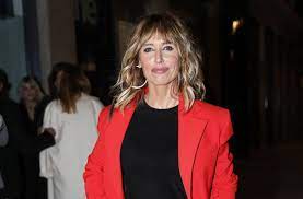 Emma García muestra a su marido Aitor, su hija Uxue y su madre: son  idénticas