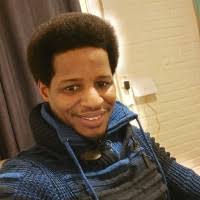 200+ perfiles de «Sule»