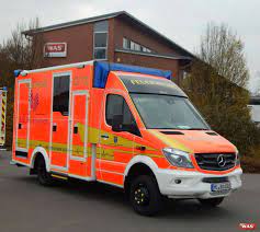 pin von john naylor auf fire rescue apparatus rettungsdienst krankenwagen feuerwehr