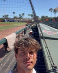 Baseball has arrived and the O’s got them dawgs 🤘🏾👀 #orioles  #edsmithstadium