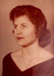 Kim Crisler's Instagram, Twitter & Facebook