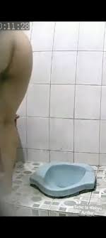 Ngintip cewek jilbab cantik berak - ThisVid.com