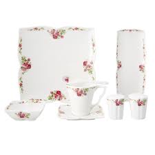 Kahvaltı servisi ve çay servisi için gereken porselen parçaların tamamını bu sette bulabilirsiniz. Karaca Red Rose 32 Parca Kahvalti Seti Karaca