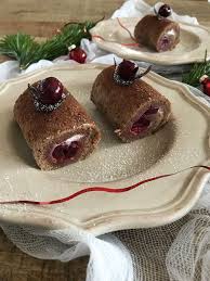 Mini Buches Facon Foret Noire Ilovechocolat Foret Noire Alimentation Dessert Noel