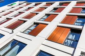 6' 7 ibis styles london southwark 55 spaces. Holiday Inn Express Petrarch Architectural Panels
