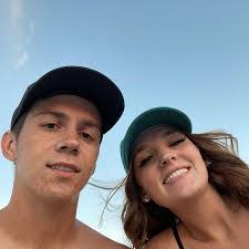 Wade Helm's Instagram, Twitter & Facebook