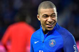 Kylian mbappé 2018 kylian mbappé with france receiving his best young player award in the 2018 fifa world cup foto. Kylian Mbappe Wiki Bio Girlfriend Net Worth Salary Height Parents Thecelebscloset Kylian Mbappe Wiki Bio Girlfriend Net Worth Height Parents Age