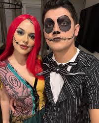 Dona Christy's Instagram, Twitter & Facebook