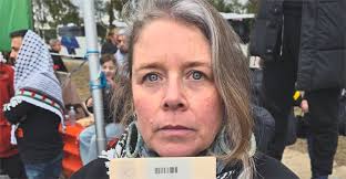 Elise Benjamin 🇺🇦 (@EliseDB)