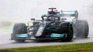 Circusf1 è il primo blog in italia sul mondo della f1 e oggi la sua presenza non si limita solo al web (con il blog e i profili ufficiali su facebook e twitter ) ma la fruizione di tutti i contenuti originali di circusf1 può avvenire anche da smartphone e tablet e anche da nuove. F1 Gp Imola Hamilton Contro Le Barriere Il Video Dell Incidente