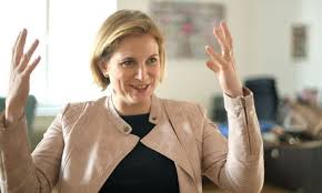 Ich bin wienerin, juristin und mutter zweier töchter. Meinl Reisinger Im Interview Neos Wollen Einen Afrika Kommissar Fur Die Eu Kleinezeitung At