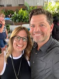 Kerri Eldredge's Instagram, Twitter & Facebook