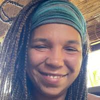 30+ "Suzanne Glover" profiles