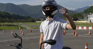 Check spelling or type a new query. En Combien De Temps Passe T On Le Permis Moto