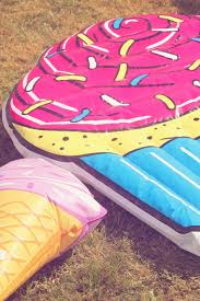 How To Throw A Tumblr Pool Party Fresh Flavorful