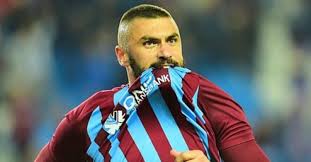 Burak yılmaz, daha önce beşiktaş'taki ilk macerasına ek olarak galatasaray ve trabzonspor formalarıyla da fenerbahçe karşısına çıkmıştı. Burak Yilmaz In Hedefi Belli Fenerbahce Spor Haberi