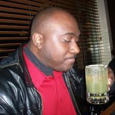 Lester Perkins (@lesteroy)