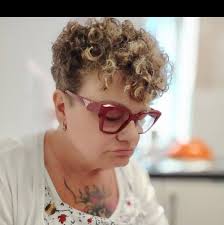 Love, love, love, Liesl's new hair color!