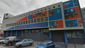 Marseille Le Plafond D Une Piscine Municipale Renovee En 2016 Menace Deja De S Effondrer La Seyne Maville Com