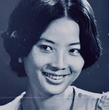 លានជល់ដំរីរៀមអុជធូបផ្សង ឱ្យនីមាសបងជួបនិព្វានអើយ...! អ្នកស្រី សុិន សត្យា  សហនិពន្ធជាមួុយនឹងលោក ម៉ៅ ប៊ុនថននៃស្នាដៃភាគនិទាននៃប្រលោមលោក ...