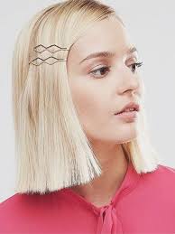 15 Easy Bobby Pin Hairstyles That Are Actually Pretty Bobby Pin Hairstyles Hair Styles Sleek Bob Hairstyles
