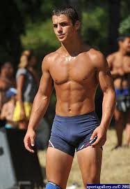 Well Hung Wrestler Out Training Uomini Militari