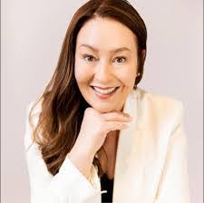 Kara Forrest's Instagram, Twitter & Facebook