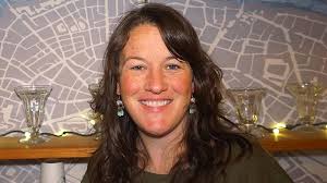 Seattle Ice Cream Shop Scoops Up Vintage Vibes