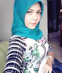 Pengunjung bisa menikmatinya sembari berswafoto ria dengan beberapa spot yang telah disediakan. Gaya Selfie Wanita Berjilbab Wanita Wanita Cantik Gaya