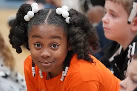 MUSIC IN THE MAKING🎶🪘🪇: This morning, the Yarbrough Elementary School  Music Makers Choir brought their talents to Woodland Pines Elementary  School, filling the halls with music and excitement! • Under the direction
