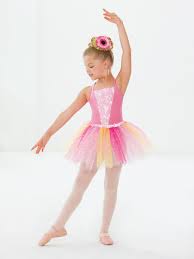 In Summer Dance Photography Poses Dance Picture Poses Ballerina Poses