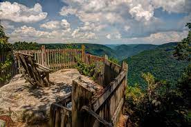 It is bordered by pennsylvania to the northeast, maryland to the east and northeast, virginia to the southeast, kentucky to the southwest, and ohio to the northwest. If There Are Only 5 Hikes You Ever Do In West Virginia Make Them These West Virginia Travel West Virginia Vacation West Virginia Hiking
