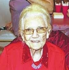 Elzie Hatfield's Instagram, Twitter & Facebook